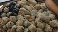 Boss Dimsum juga wajib kamu coba kalau mencari dim sum yang murah dan enak. Lokasinya ada di kawasan Kuningan, Jakarta Selatan. Satu pcs-nya dibanderol harga Rp 3.000-an, ada menu paket Rp 15.000. Foto: Instagram @bossdimsum