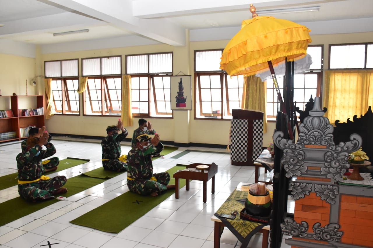 Doa bersama Kodam Jaya memperingati HUT ke-76 TNI