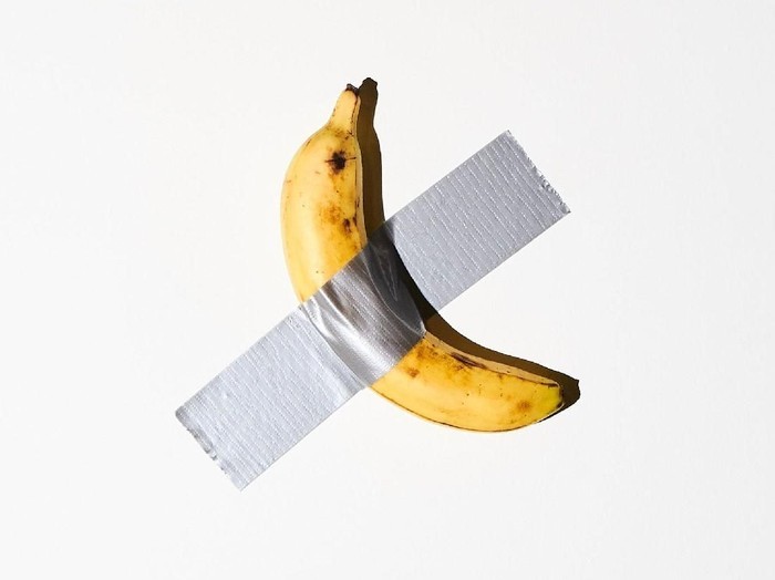 Karya Seni Pisang Ciptaan Maurizio Cattelan