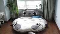 Totoro sudah tidak jadi tetangga lagi, sekarang sudah tidur bersama di kamar. Foto: Dok. Brightside