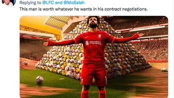 Kebetulan kontrak Salah di Liverpool hampir habis. Pria ini berharga apapun yang dia mau dalam negosiasi kontrak, tulis netizen ini.Foto: Twitter
