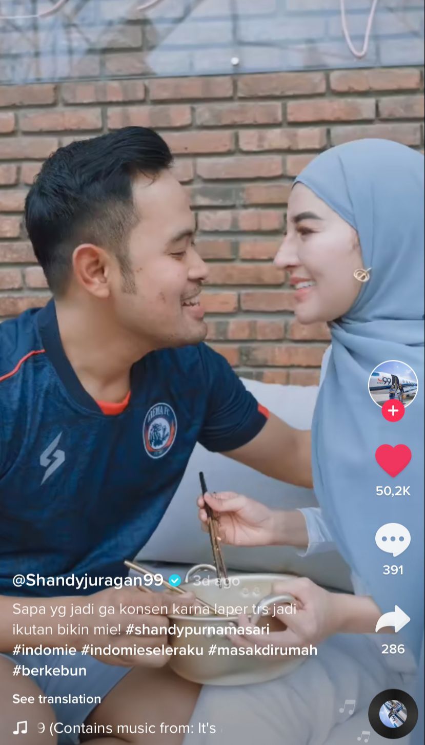 Mie Instan 'Sultan' ala Juragan 99, Pakai Sawi Hasil Petik di Green House
