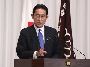 Omicron Menyebar Cepat, PM Jepang Umumkan Fokus Perawatan Dalam Negeri