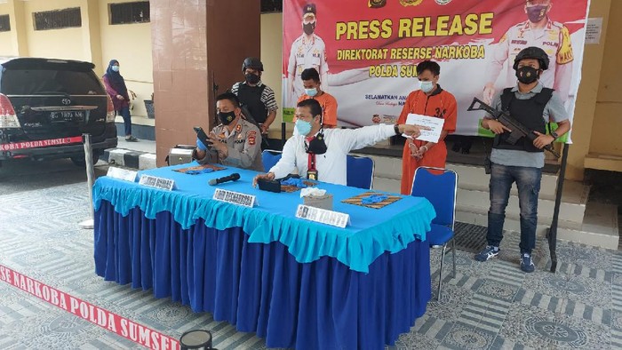 Polisi Tangkap 2 Kurir Narkoba di Sumsel, Sita 3 Kg Sabu (Foto: Prima/detikcom)