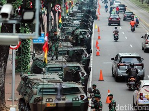 HUT TNI Ke-76, Mahfud Md: Teruskan Kontribusi Atasi Pandemi COVID-19