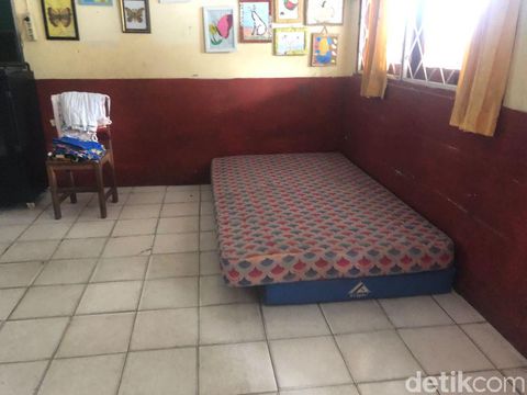 Ruang Isolasi di SDN Meruyung, Depok, Jawa Barat
