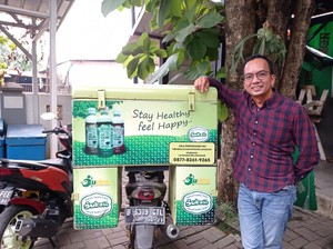 Modal Resep Mertua, Raja Sukses Jual Jus Kacang Ijo Ribuan Botol Per Hari