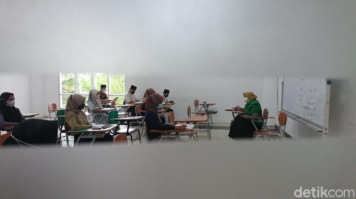 Universitas Islam Negeri (UIN) Sayyid Ali Rahmatullah Tulungagung mulai menggelar perkuliahan tatap muka (PTM). PTM digelar terbatas untuk mahasiswa baru.