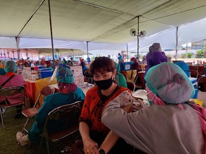Siapa yang Belum Vaksin COVID-19? Yuk Warga Surabaya Cek Jadwal dan Lokasinya
