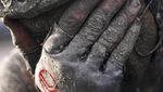 Wajah-wajah Penuh Lumpur dari Para Penakluk Paris-Roubaix
