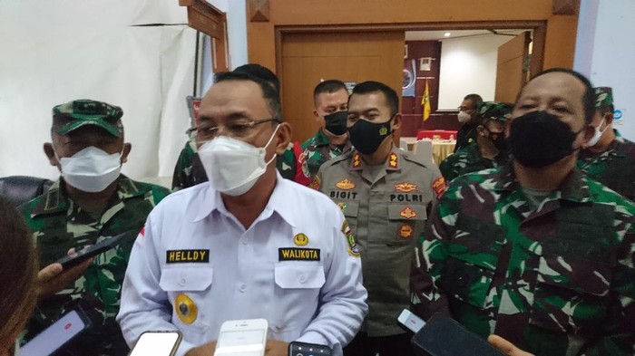 Wali Kota Cilegon Helldy Agustian.