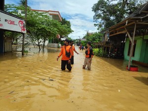 Tanggul Sungai Belu Jebol, Warga Lampung Diminta Waspadai Banjir Susulan