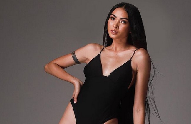 Inilah penampilan seksinya menggunakan swimsuit yang menunjukkan bentuk tubuh indahnya. Di ajang Miss Universe Filipina, wanita 26 tahun itu juga memenangkan kategori Best ini Swimsuit. Foto: dok. Instagram/@beatriceluigigmz