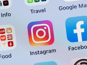 Jajal Fitur Add Yours Instagram, Berbalas Foto Berantai