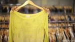 Fenomena Thrifting, Belanja Irit Kurangi Limbah Tekstil
