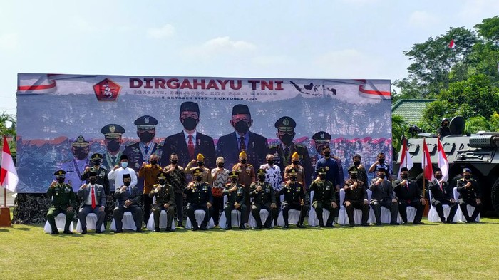 hut ke-76 tni
