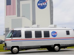 Video Badai Efisiensi Trump Mulai Hantam NASA?