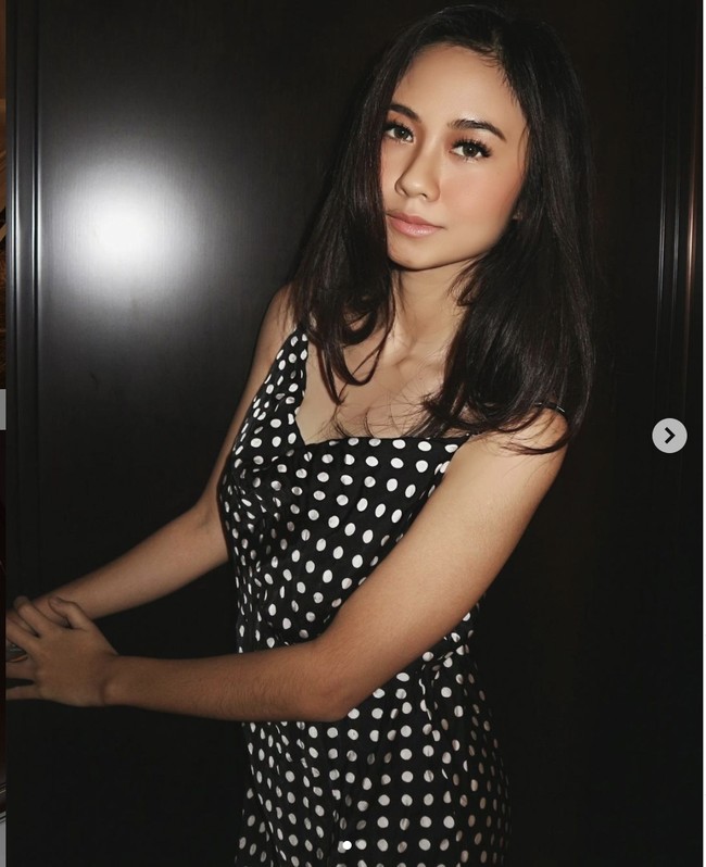 Kena julid netizen bukan pertamakalinya bagi Intan Najuwa. Sebelumnya dia juga pernah mengalami hal serupa saat mengunggah foto memakai crop top di bulan Ramadhan. Foto: Dok. Instagram @intannajuwa