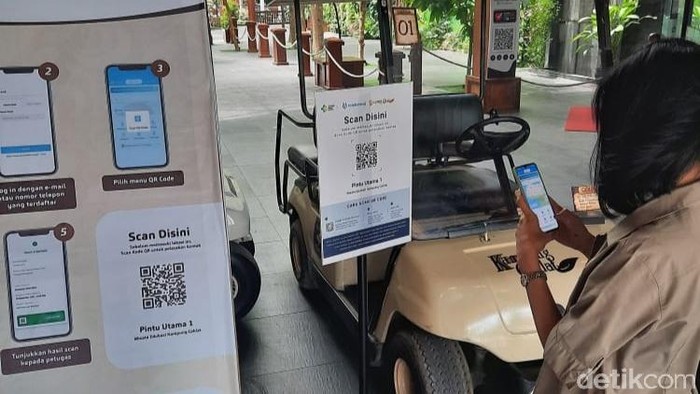 Kabupaten Blitar masih masuk level 3 dalam penerapan PPKM. Hanya satu lokasi wisata yang sudah bersertifikat CHSE, yakni Kampung Cokelat di Kabupaten Blitar.