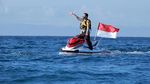 Kapolda NTB Gelar Atraksi Jetski untuk Ucapkan HUT TNI