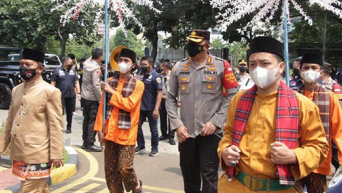 Kapolres Jakpus Kombes Hengki Haryadi dan jajarannya mendatangi Kodim 0501 Jakarta Pusat dalam rangka HUT ke-76 TNI (Dok.Polres Jakarta Pusat)
