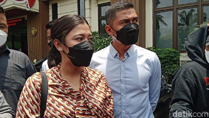Kenang Mirdad Kenang Mirdad datang ke persidangan