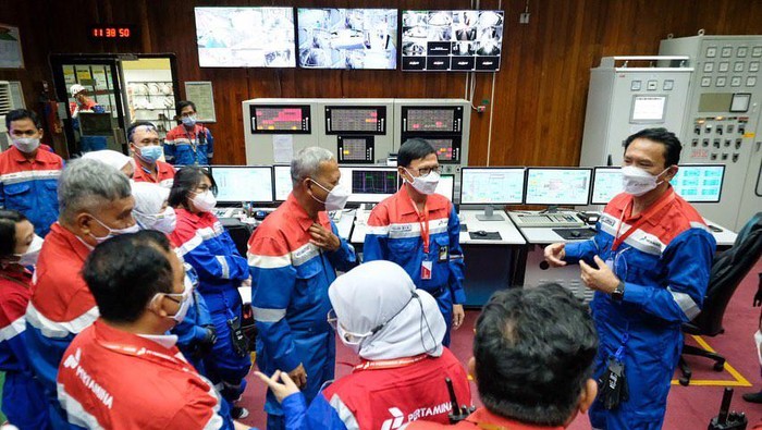 Komisaris Utama Pertamina Basuki Tjahaja Purnama alias Ahok blusukan mengcek fasilitas Pertamina di Palembang