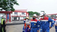 Dikutip dari akun Instagram @basutkibtp, Komisaris Utama Pertamina Basuki Tjahaja Purnama, Senin (4/10/2021) meninjau Terminal BBM Kertapati, Sumatera Selatan yang menyuplai BBM untuk Sumatera Bagian Selatan.Foto: Dok. Istimewa/Instagram @basukibtp