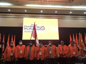 Menyambut Kehadiran Partai Buruh