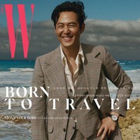Lee Jung Jae mengawali kariernya di dunia hiburan dengan menjadi model. Memiliki tinggi badan 180 cm, dia awalnya seorang pelayan kafe. Hingga suatu hari seorang desainer bernama Ha Yong Soo menemukannya dan merekrutnya sebagai model. Foto: Instagram