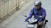 Pemerintah menyatakan bahwa kawasan aglomerasi Jabodetabek masih ada di PPKM level 3 karena beberapa daerah belum tercapai target vaksinasinya.