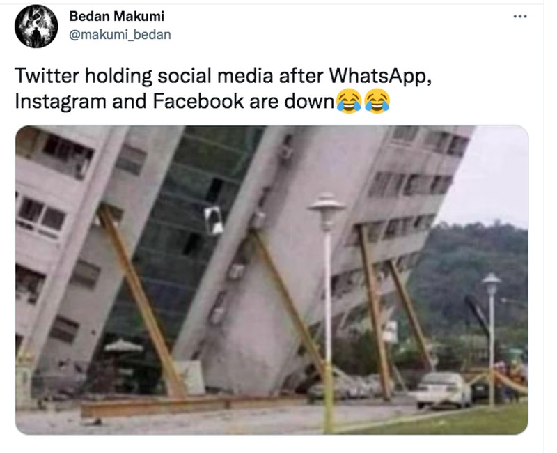 Meme Instagram WA down