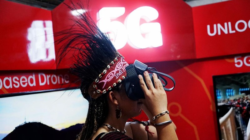 Telkomsel menjadi provider yang pertama menghadirkan jaringan 5G di Bumi Cenderawasih. Pengin tahu seperti apa pengalamannya?