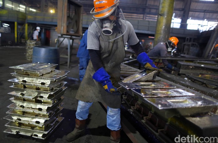 Indonesia menjadi salah satu negara di dunia yang mampu memproduksi mineral timah dalam jumlah besar. Kemana Timah Indonesia larinya? 

Dalam pengoperasiannya, pemerintah menunjuk PT Timah (Tbk) untuk menambang mineral timah yang berada di Kepulauan Bangka Belitung, Kepulauan Riau, dan Provinsi Riau.