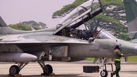 Pesawat itu bisa terbang dengan kecepatan maksimum 1.837 km per jam. T50i Golden Eagle dapat terbang dengan ketinggian 55 ribu kaki, seperti pesawat tempur buatan Amerika Serikat F16. (Dok. DPR)  