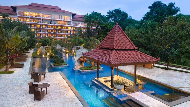 Sheraton Mustika Yogyakarta Resort and Spa Sheraton Mustika Yogyakarta Resort and Spa