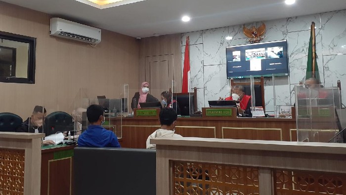 Sidang pemeriksaan saksi kasus hoax babi ngepet di Depok