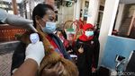 Keriuhan Anjing dan Kucing Saat Disuntik Vaksin Rabies