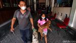 Keriuhan Anjing dan Kucing Saat Disuntik Vaksin Rabies