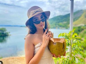Cantiknya Intan Saumadina, Presenter PON Papua yang Doyan Kelapa Muda