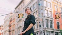 Belum lama ini, Febby Rastanty berkunjung ke Amerika. Foto: Instagram Febby Rastanty