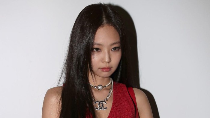 Jennie BLACKPINK Cedera Jelang Konser di Jakarta, Seserius Apa Kondisinya?