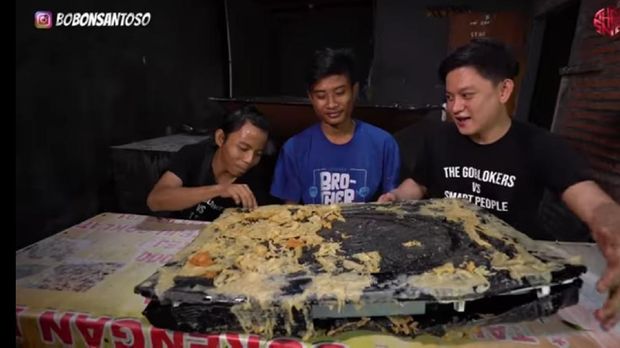 Gokil! Bobon Santoso Tantang Penjual Gorengan Masak TV 32 Inch