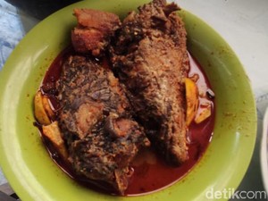 Harum Sedap Lodeh Kuthuk, Sajian Ikan Gabus Asap Khas Lamongan