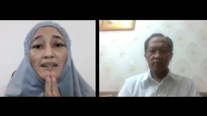 Istri Saiful Mahdi, Dian Rubianty saat berdialog dengan Deputi Bidang Koordinasi Hukum dan HAM Kemenko Polhukam, Sugeng Purnomo (Dok Kemenko Polhukam)