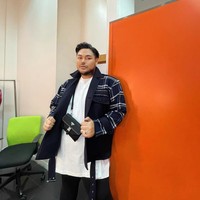 Tak hanya disebut makin ganteng, Ivan Gunawan juga dipuji makin macho dan terlihat bugar. Bagaimana menurutmu penampilan Ivan Gunawan saat ini? Foto: Instagram/@ivan_gunawan