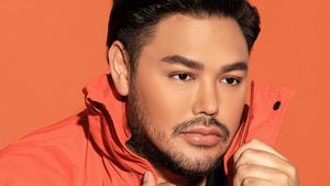 5 Artis Pria Tajir Gemar Pakai Tas Sultan, Punya Rizky Billar Seharga Motor