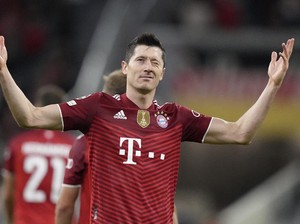 Menantang Lewandowski Samai Rekor Gol Gerd Mueller di Bundesliga