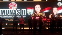 Tito juga mengucapkan selamat untuk Munas Pekat IB yang kini sudah terdaftar di Menteri Dalam Negeri. Tak lupa mantan Kapolri ini juga memberikan arahan terhadap Kondisi Covid 19 saat ini yang masih melanda Bangsa Indonesia.