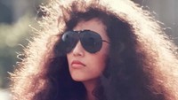 Meskipun kariernya sebagai penyanyi tidak secemerlang dalam berakting, lagu-lagunya melegenda bagi masyarakat yang mengaguminya sejak era 80 dan 90an. Foto: dok Instagram bellinamer